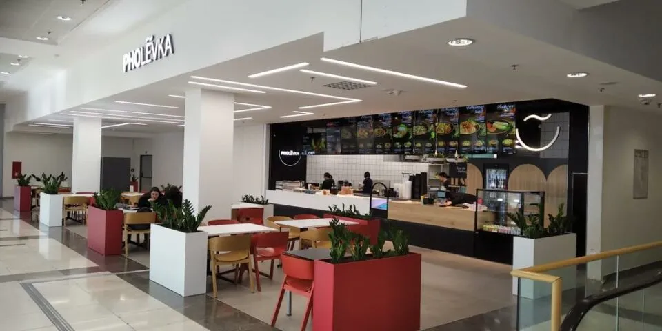 FoodCourt OC Atrium Palác Pardubice