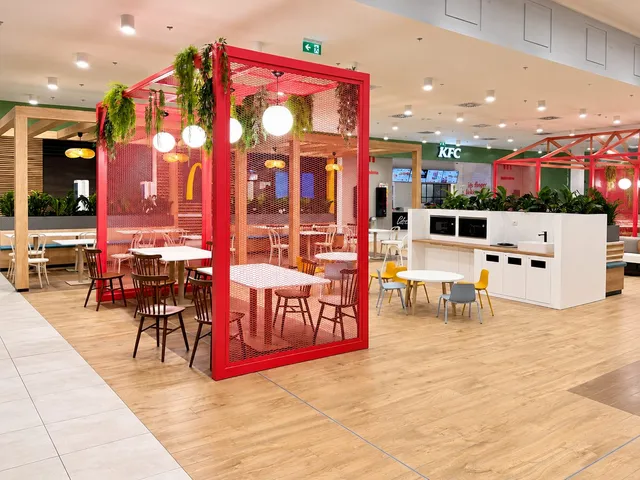Foodcourt OC Rokycanská