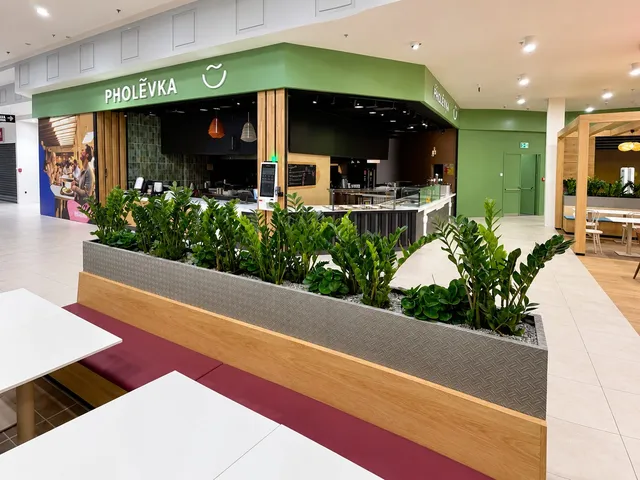 Foodcourt OC Rokycanská