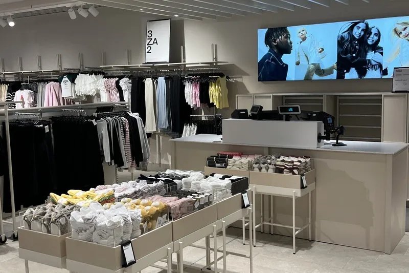 H&M CITY ARENA TRNAVA