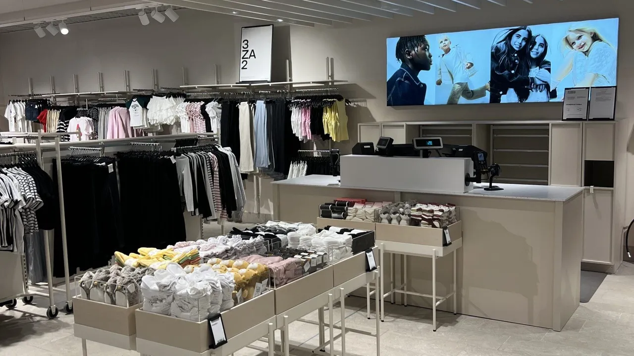 H&M CITY ARENA TRNAVA
