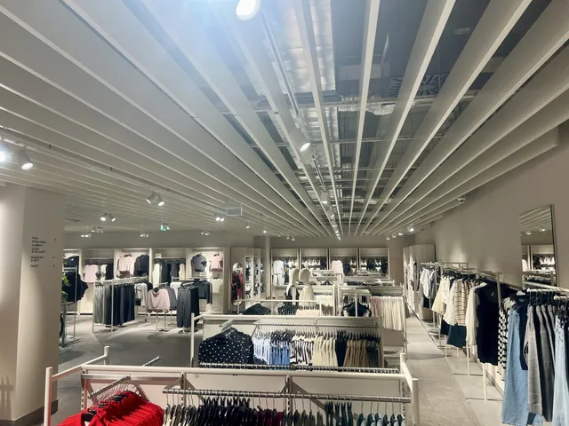 H&M OC AUPARK Bratislava