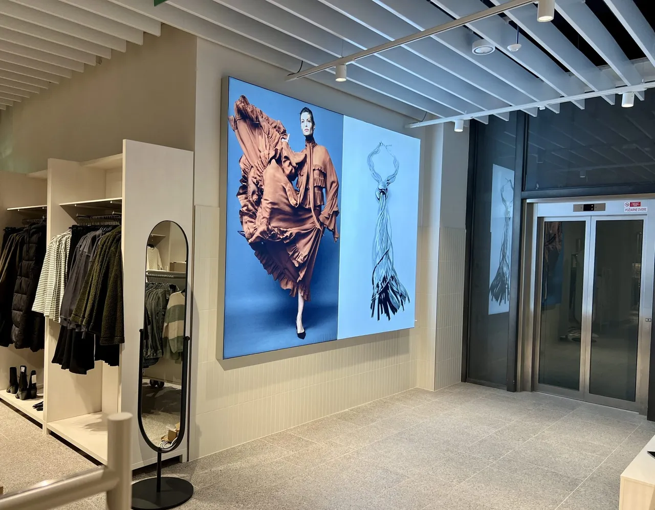 H&M OC Central Bratislava