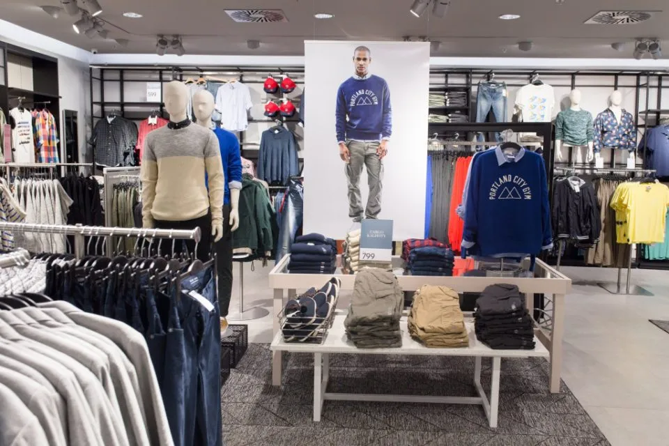 H&M Vaňkovka