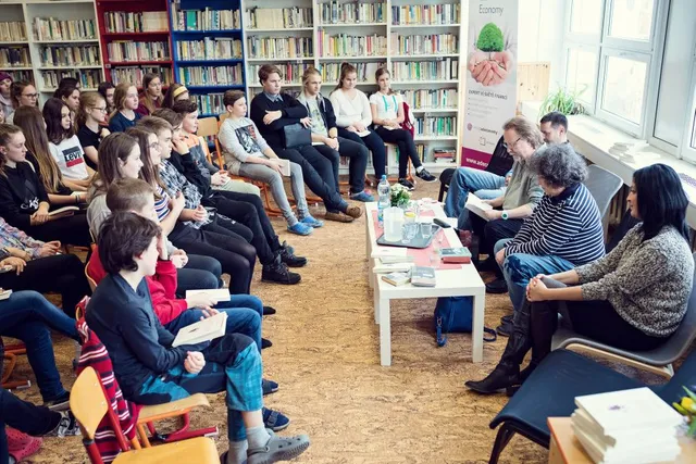 Hrdý Budžes jde do světa aneb podporujeme vzdělání