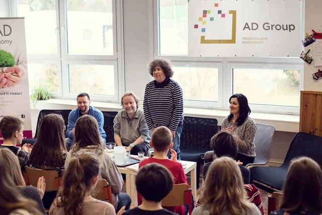 Hrdý Budžes jde do světa aneb podporujeme vzdělání